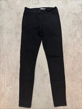 Levi jeans